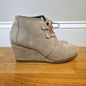 Light Brown | Tom Wedges | 7.5M